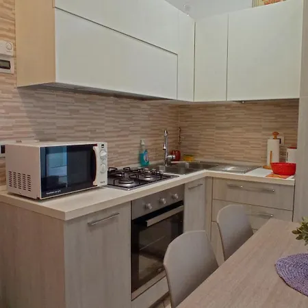 Dalia - Giardino Privato E Metro C A 2 Passi 아파트
