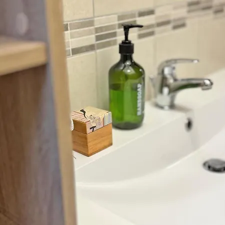 Dalia - Giardino Privato E Metro C Diretta Al Colosseo Lägenhet *