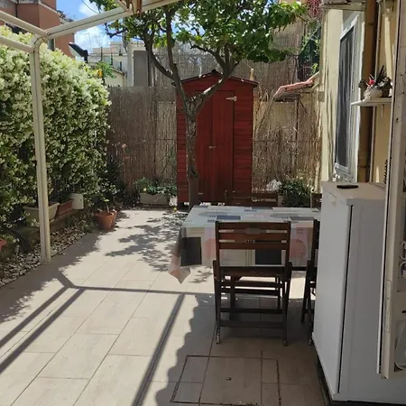 Διαμέρισμα Dalia - Giardino Privato E Metro C A 2 Passi